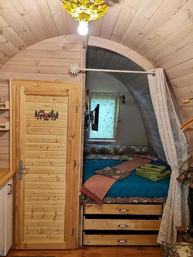 Tiny Cottage Casa Uccello Априкале Экстерьер фото